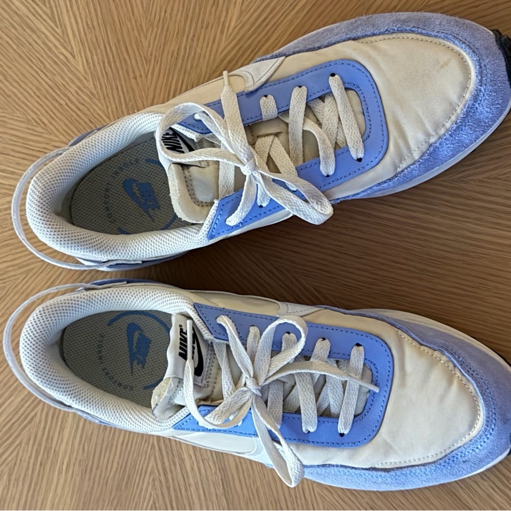 Nike White Knit Running Shoes